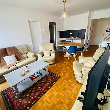 Le Saint Louis- Parking -poitiers Centre - Dortoir * Poitiers